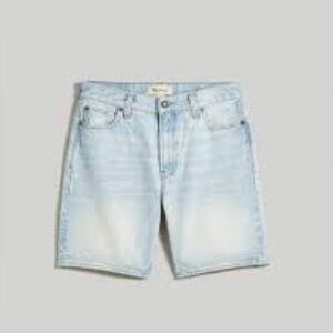 Madewell baggy jean shorts size 32 excellent condition light blue wash